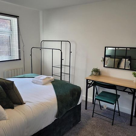 Stay - The Wellington Burton On Trent Eksteriør bilde